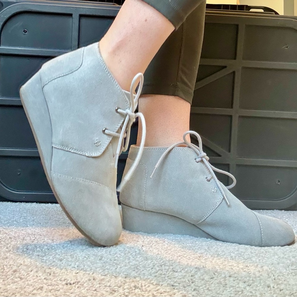 Women's Gray Suede Ankle Boots size 8.5